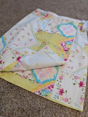 Floral Patchwork Tie Front Wrap Skirt Sz 8P with Pastel Yellow & Aqua Accents